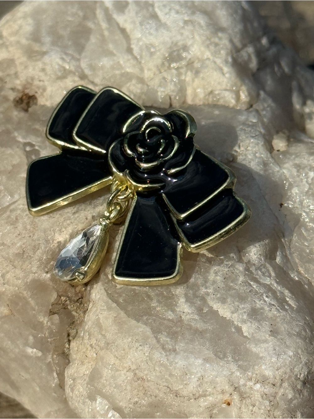 NWT Black Enamel Rose Bow Pendant with Clear Crystal Teardrop Charm Brooch